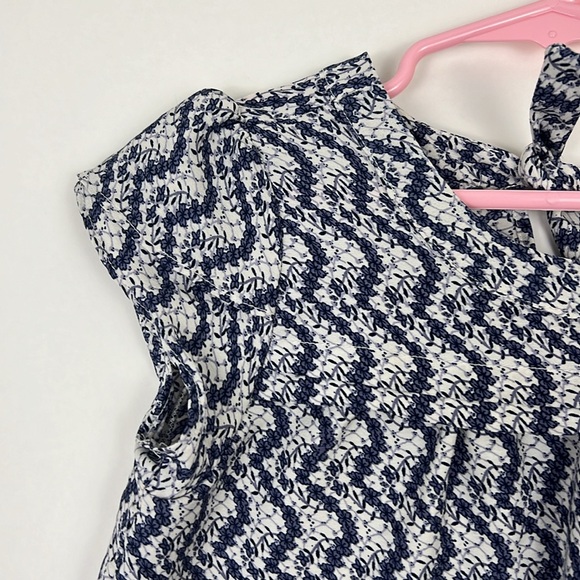 JAPNA Kids flutter sleeve blouse blue and white geometric print 6X - Picture 7 of 10